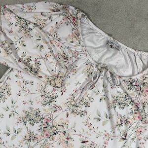 Shabby Chic Sleepwear Womens Small White Polyester Gown Floral